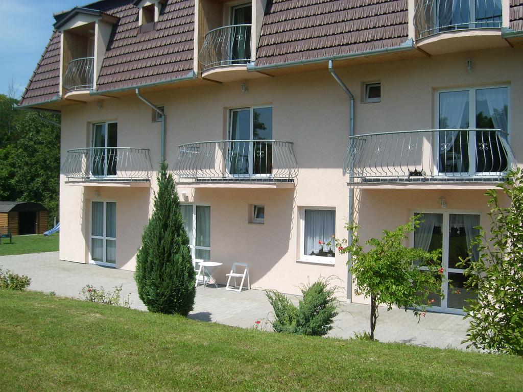 Balla Appartements Zalakaros Extérieur photo